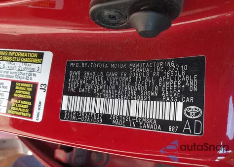 2010 Toyota Corolla S z USA, uszkodzony, nr VIN 2T1BU4EE6AC449991